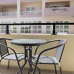 Porto Plaza City Center Apartment Ac/Wifi