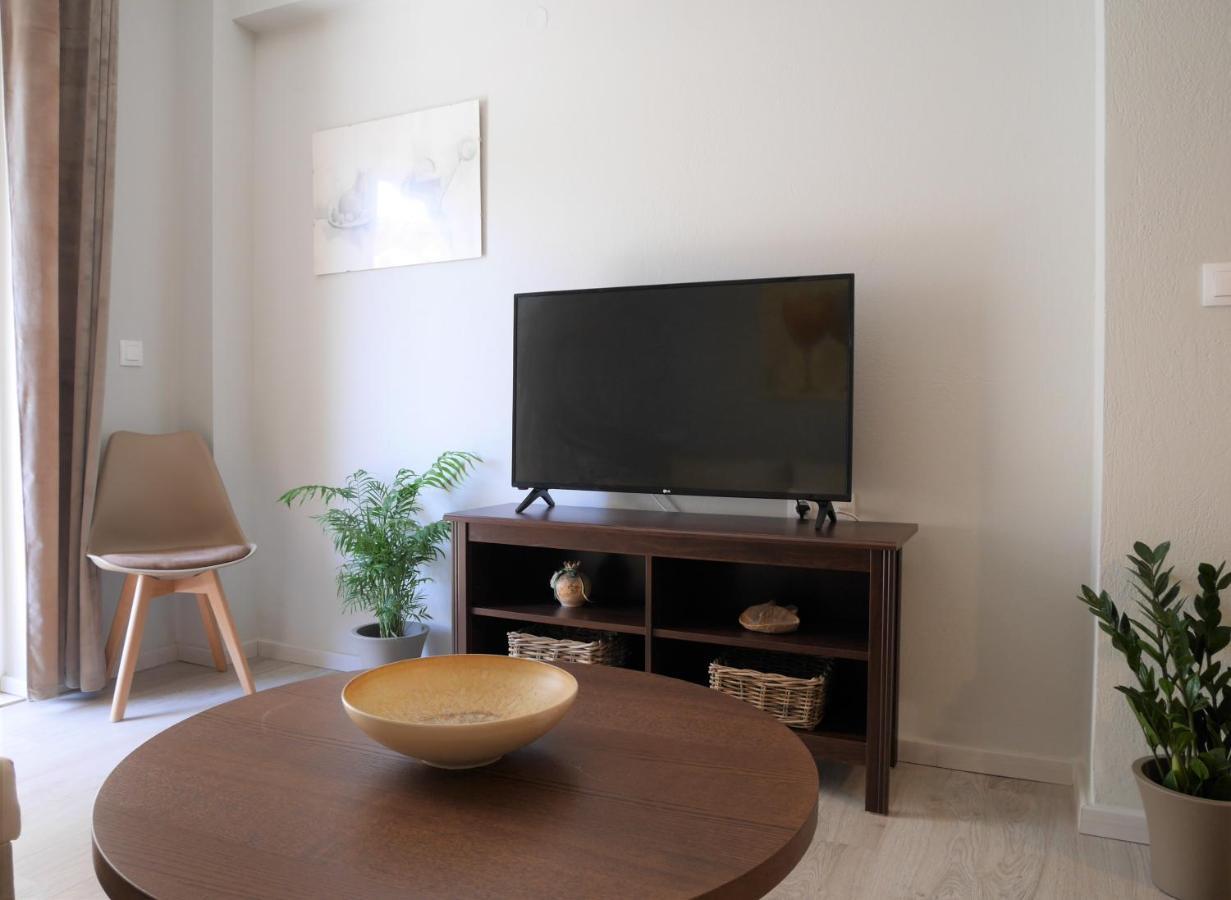 Porto Plaza Center Ac/wifi Appartement *